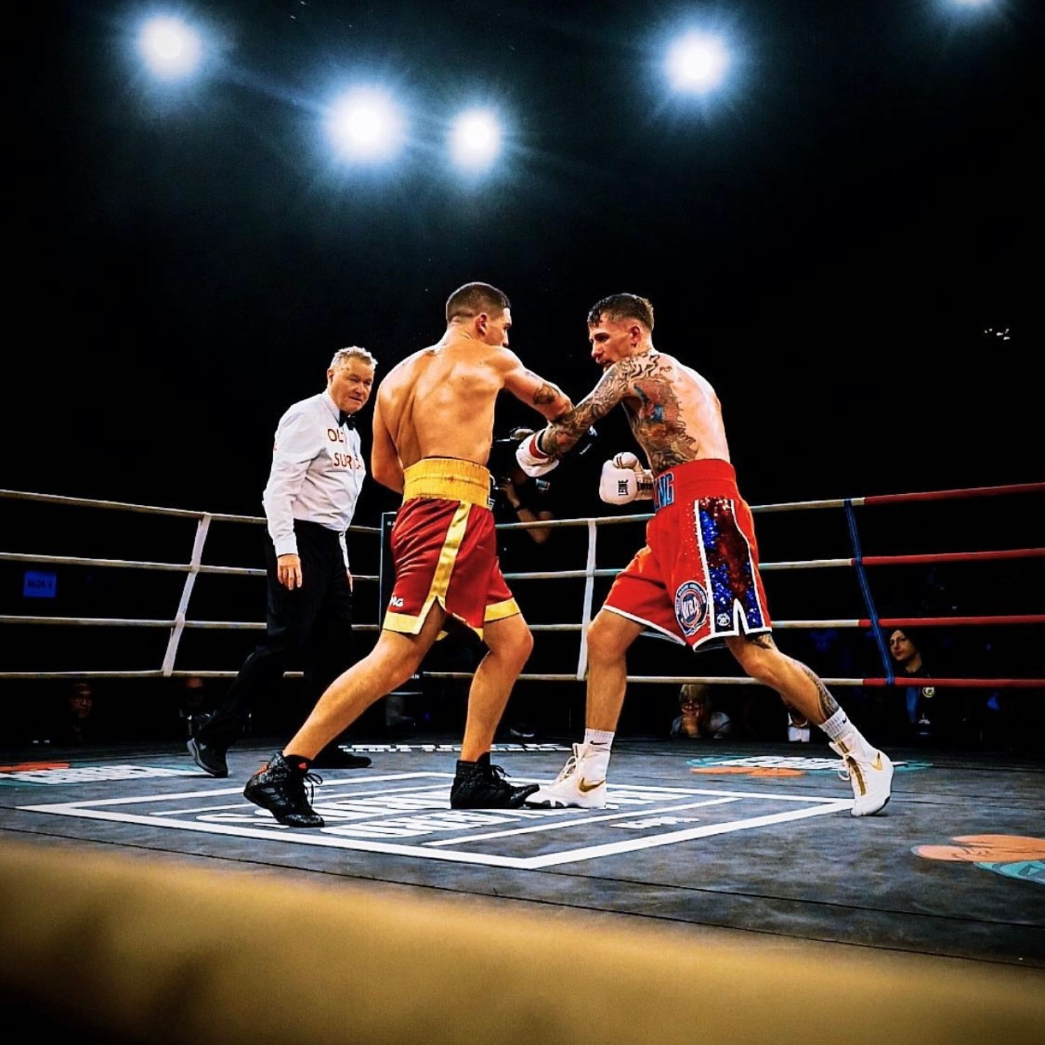 Danish fight night, rød løber og ringside.