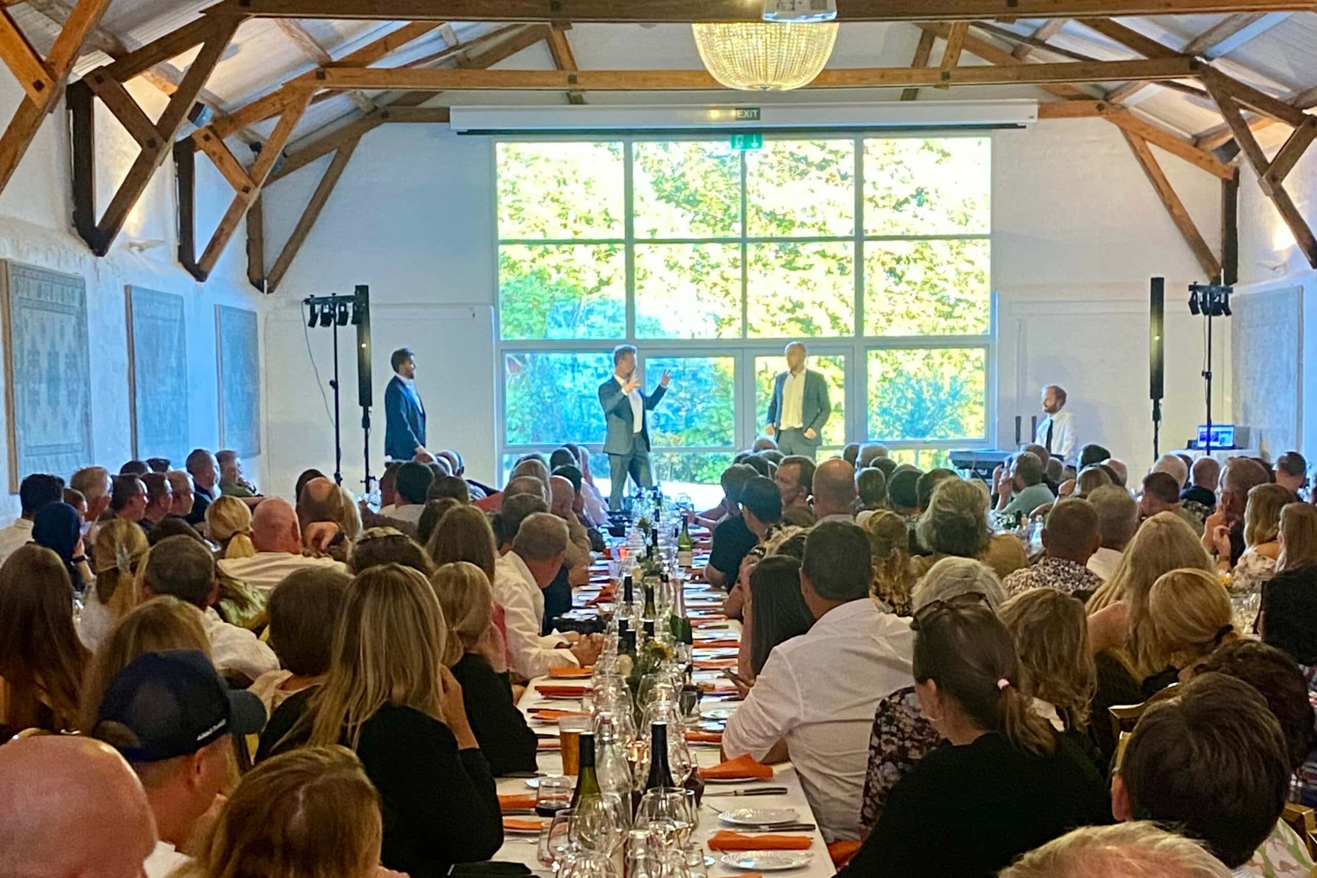 Cases By Linding - Domea sommerfest - Underholdning