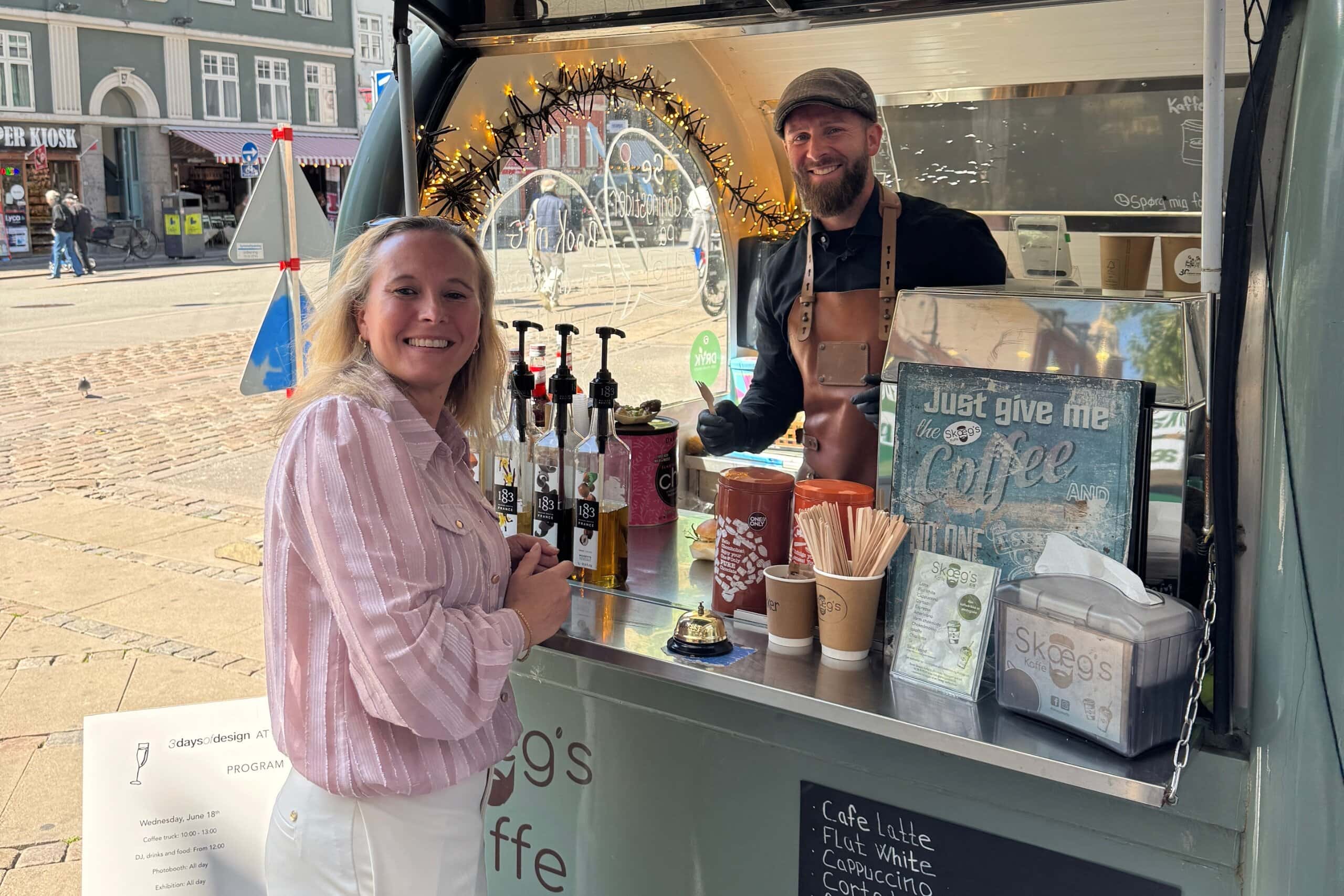 Kaffevogn til firmaevent hos Light-Point – By Linding case
